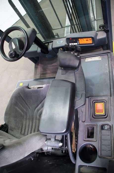 Carrello elevatore JUNGHEINRICH EFG 213 - Photo 3