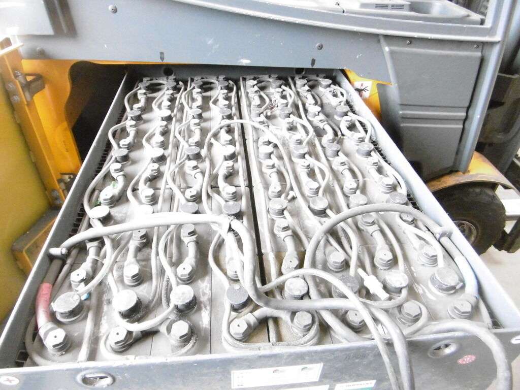 Carrello elevatore JUNGHEINRICH EFG 425 ks - Photo 9