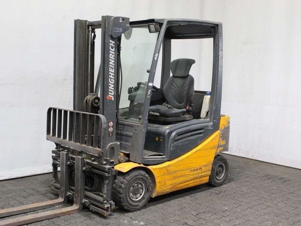 Carrello elevatore JUNGHEINRICH EFG 316k G120-300ZZ