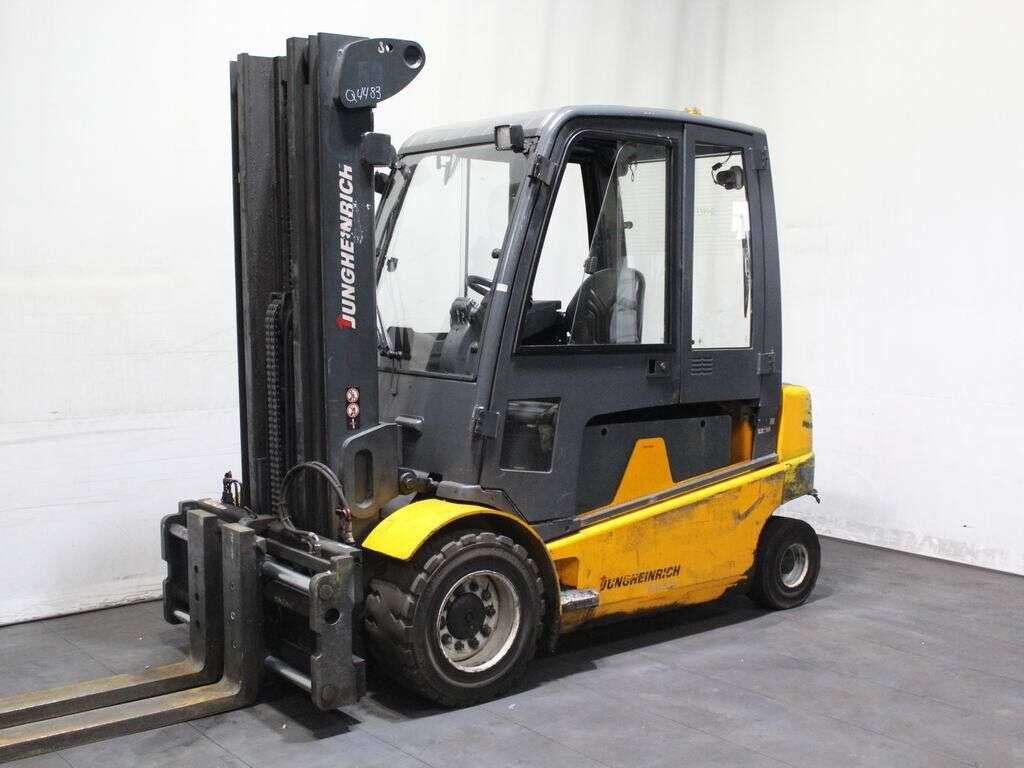 Carrello elevatore JUNGHEINRICH EFG 550 G240-492DZ