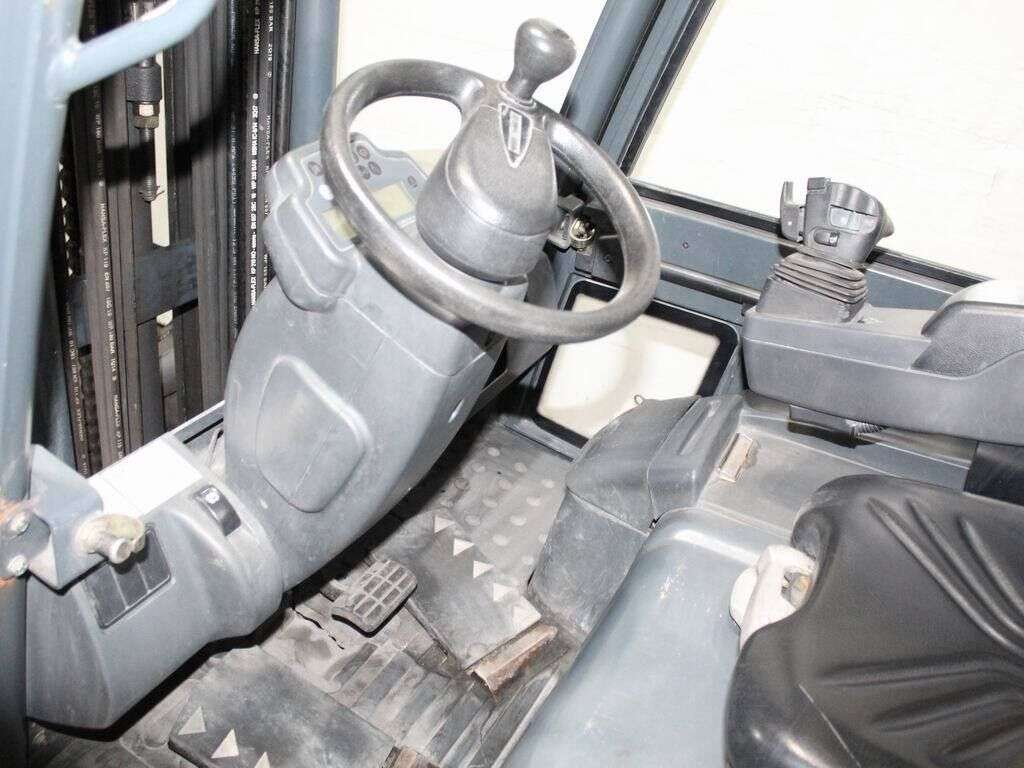 Carrello elevatore JUNGHEINRICH EFG 430 G-650DZ - Photo 4