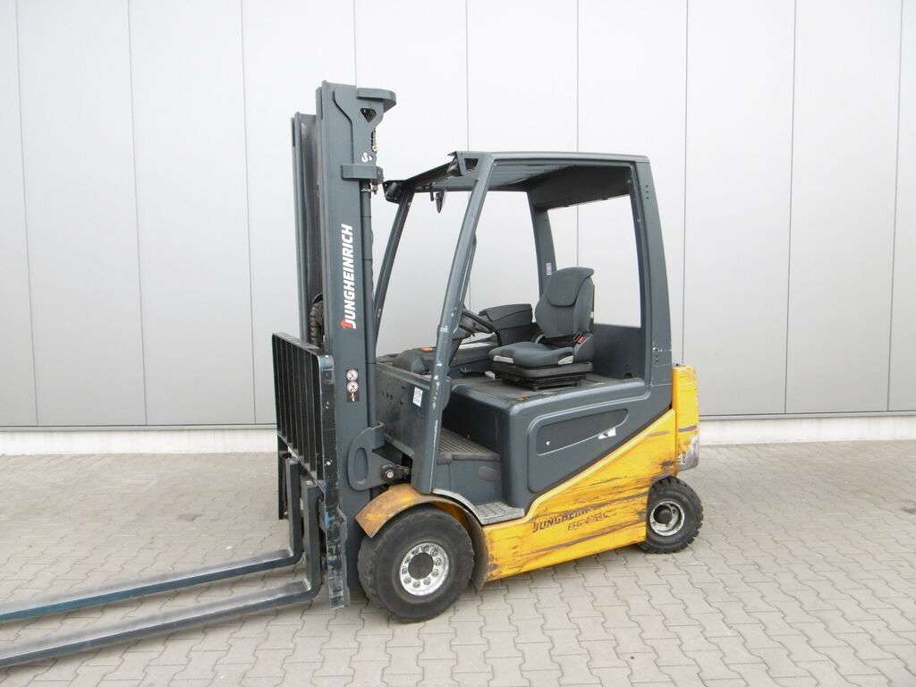 Carrello elevatore JUNGHEINRICH EFG 425 ks