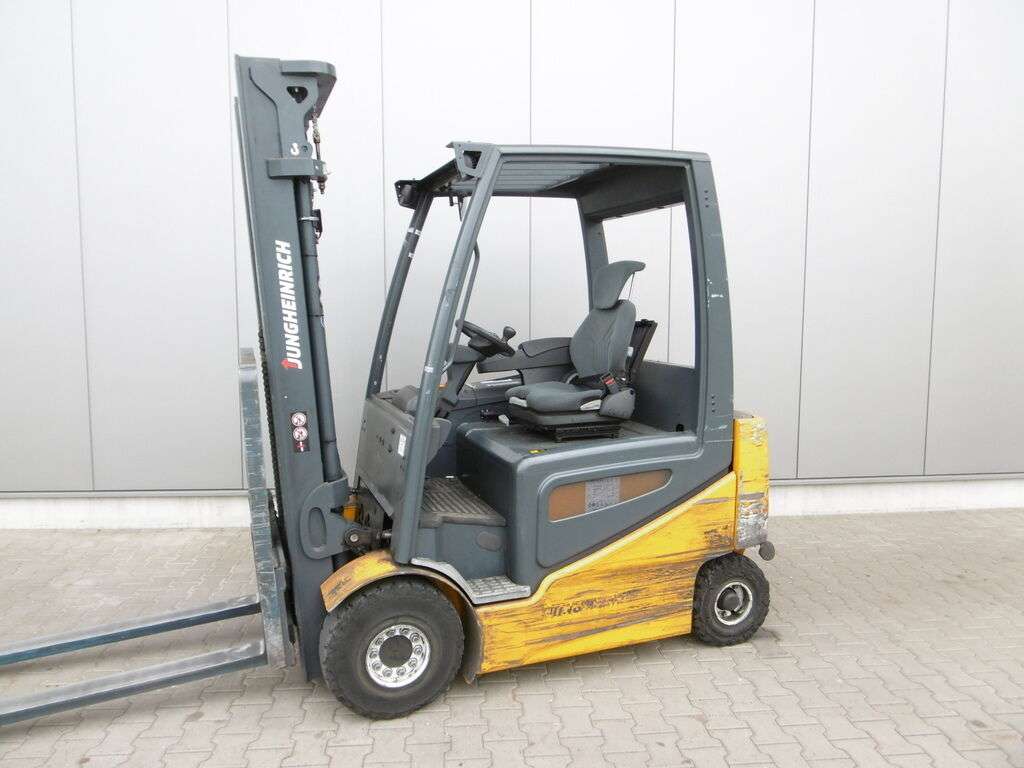 Carrello elevatore JUNGHEINRICH EFG 425 ks