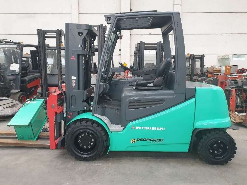 Carrello elevatore MITSUBISHI FB502 - Photo 2