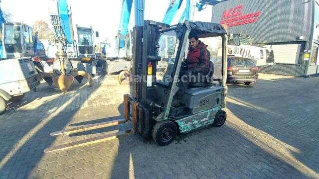 Carrello elevatore MITSUBISHI FB 16 N / Elektrostapler - Photo 3
